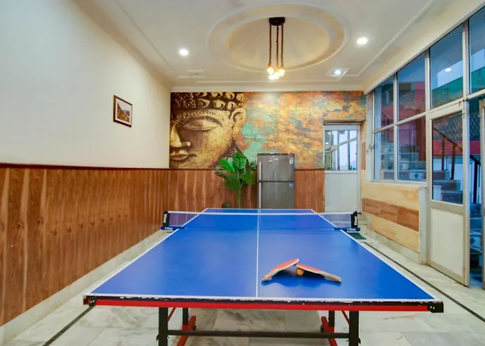 Hotel Varuni Classic Mcleod Ganj !! Near Mall Road !!